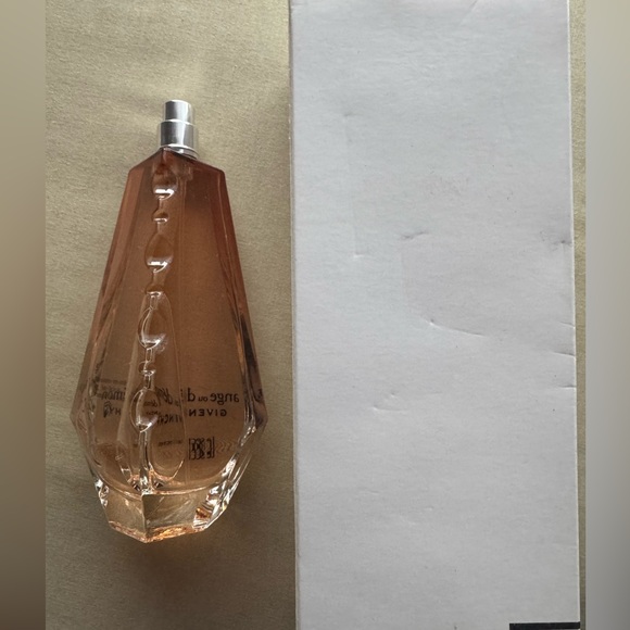 Givenchy Ange Ou Demon Le Secret Perfume in Pink and White - Picture 5 of 7